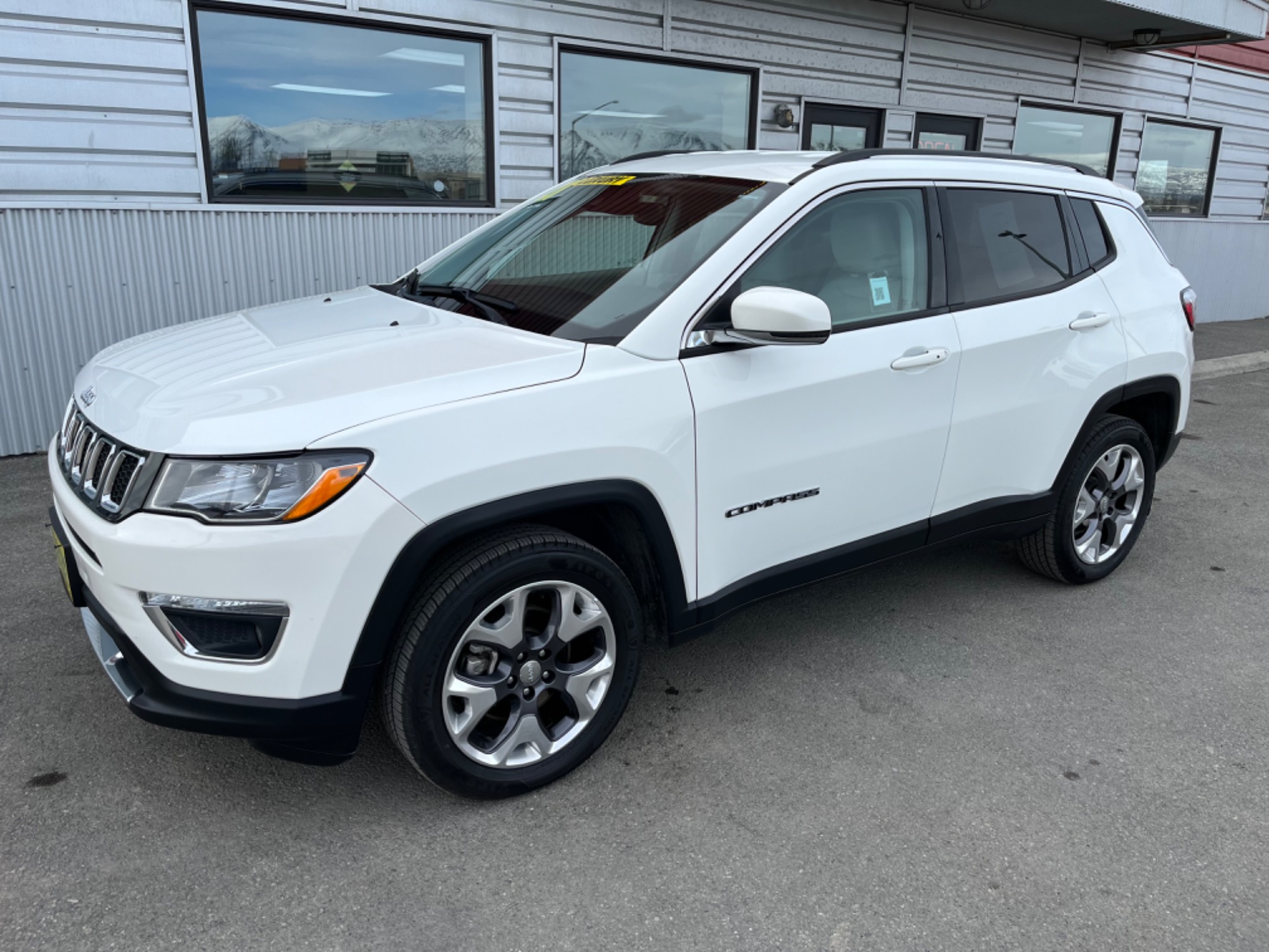 photo of 2021 Jeep Compass Limited 4WD